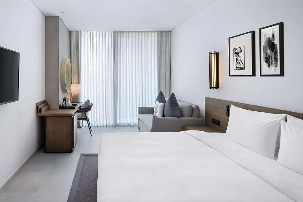 Radisson Beach Resort Palm Jumeirah Dubai