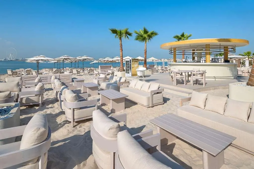 Radisson Beach Resort Palm Jumeirah Dubai 4*,